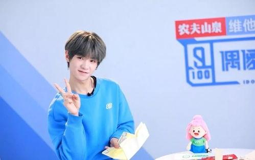 娱乐吃瓜黄明昊是谁,娱乐吃瓜界的“瓜王”揭秘