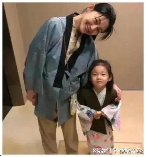 娱乐圈日常吃瓜,揭秘明星们的日常“瓜田”生活