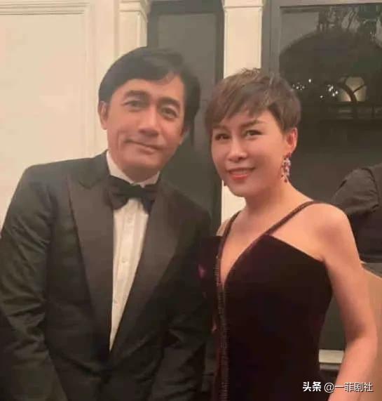 娱乐圈男星近期吃瓜事件,近期吃瓜事件盘点，揭秘明星背后的真相